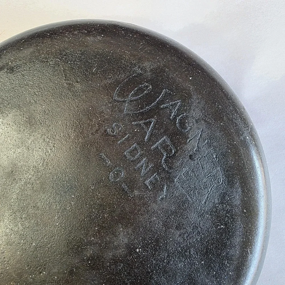 VTG Wagner Ware Stylized Sidney O No. 3 Cast Iron Skillet 1053 P